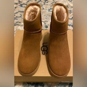 UGG Classic Femme Mini | Women’s Size 9